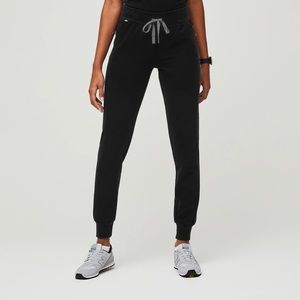 Cambridge Slim Jogger Scrub Pants
LIMITED EDITION XXS